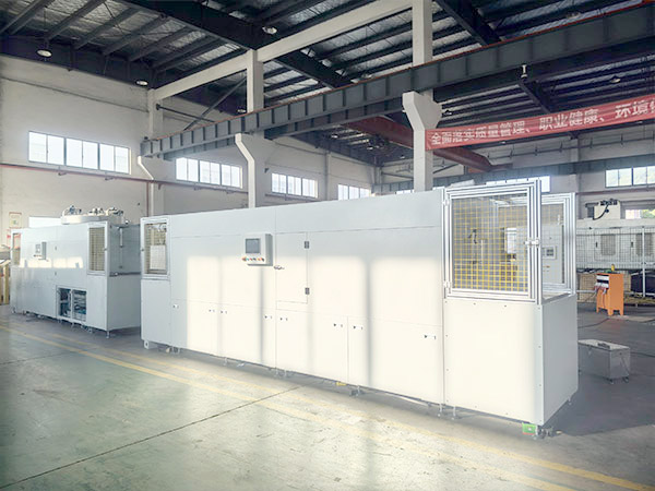Heat-conducting oil tunnel oven