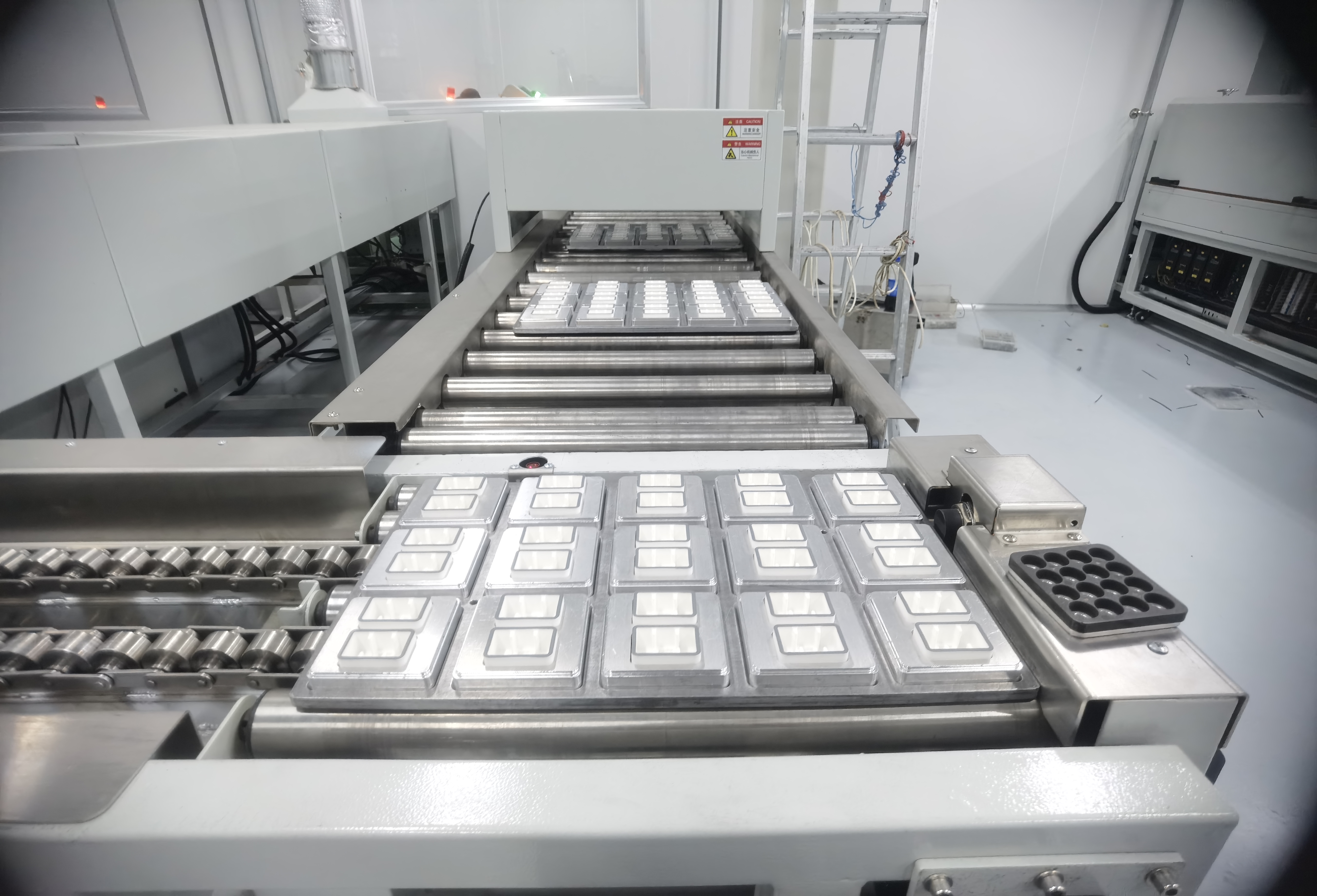 Beyond the Belt: The Critical Role of Industrial Tunnel Ovens in Modern Manufacturing